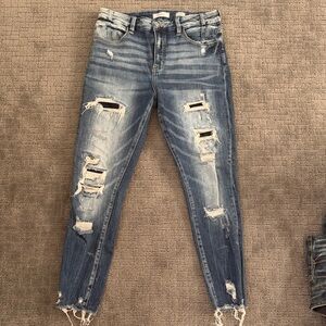 KanCan Distressed Skinny Jeans in Blue